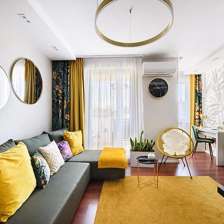 Hid19 Apartman Gyor Belvaros-Free Parking-Terrace Az Rq Vizi Elmenypark Es Gyogyfuerdonel Екстер'єр фото
